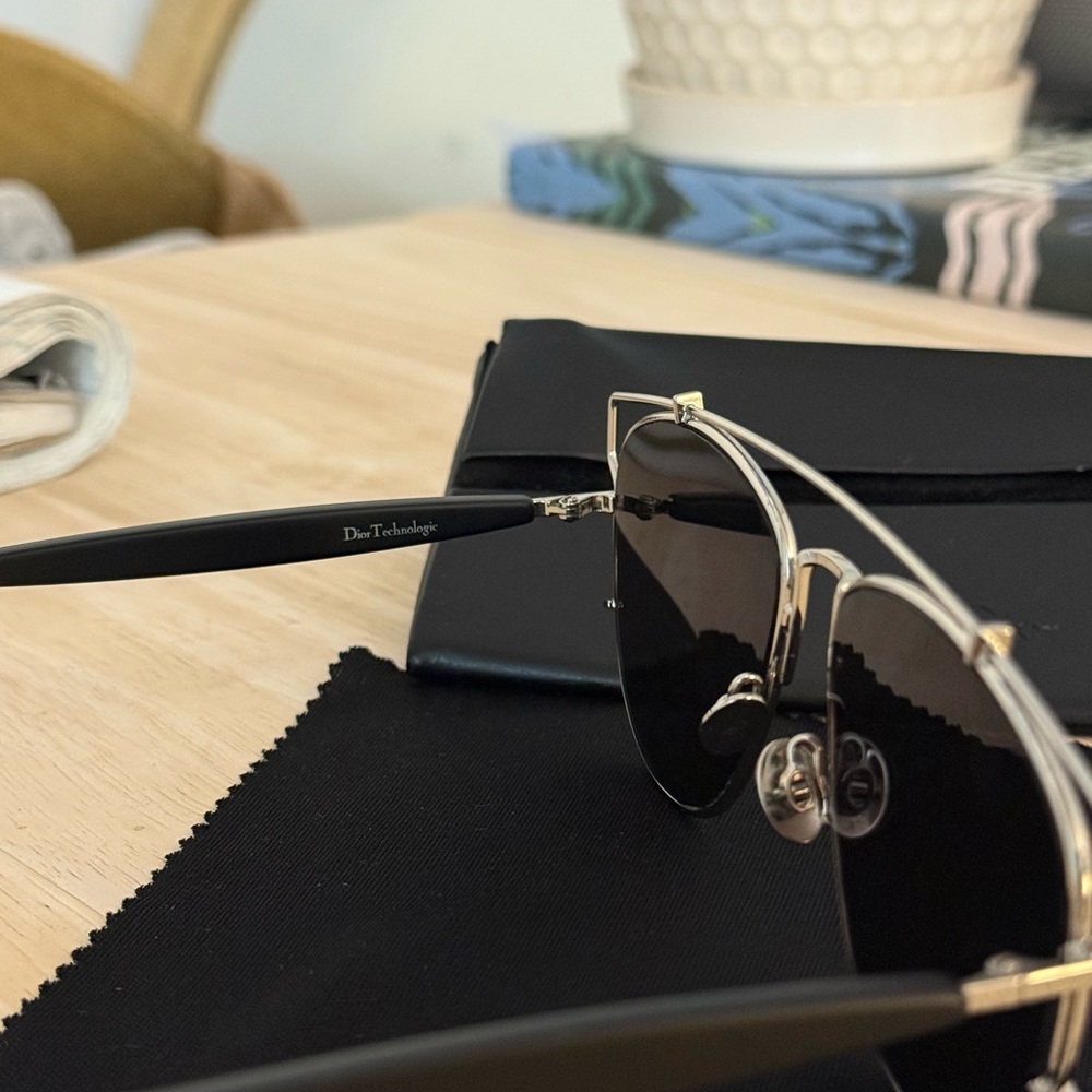 DIOR Technologie Mirrored Sunglasses - Picture 5 of 11
